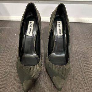 Steve Madden Camo Color “Olena” Size 7.5 M Stiletto Heels - Worn Once